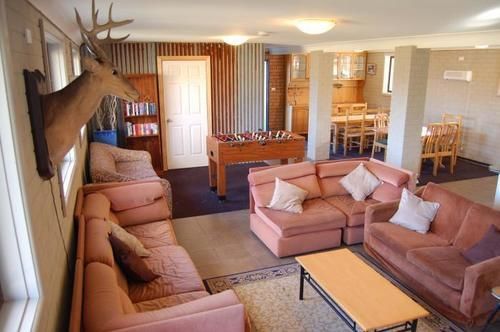 East Lake Travellers Lodge 진다바인 외부 사진